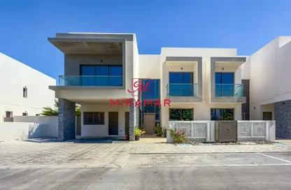 Villa - 4 Bedrooms - 5 Bathrooms for rent in Redwoods - Yas Acres - Yas Island - Abu Dhabi