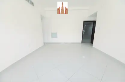 Apartment - 1 Bedroom - 1 Bathroom for rent in Muwaileh Commercial - Sharjah