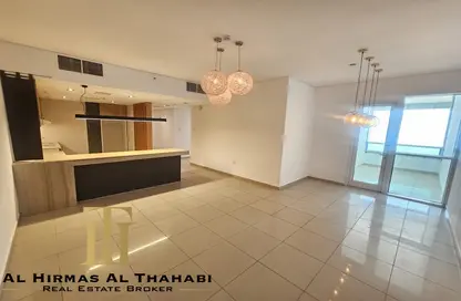 Apartment - 3 Bedrooms - 3 Bathrooms for rent in Marina Pinnacle - Dubai Marina - Dubai