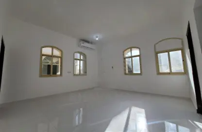 Apartment - 1 Bedroom - 1 Bathroom for rent in Khalifa City A Villas - Khalifa City A - Khalifa City - Abu Dhabi