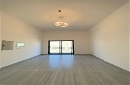 Apartment - 1 Bathroom for rent in Al Warsan 4 - Al Warsan - Dubai