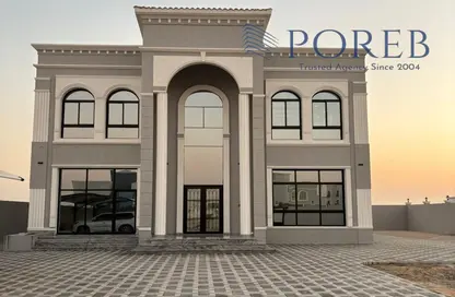 Villa - 5 Bedrooms - 7 Bathrooms for rent in Al Aweer 1 - Al Aweer - Dubai