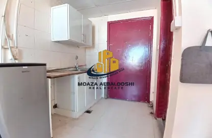 Apartment - 1 Bathroom for rent in Fire Station Road - Muwaileh - Sharjah