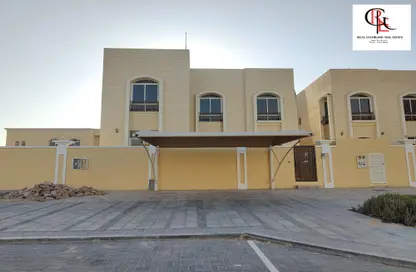 Villa - 4 Bedrooms - 6 Bathrooms for rent in Mohamed Bin Zayed Centre - Mohamed Bin Zayed City - Abu Dhabi