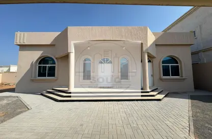 Villa - 4 Bedrooms - 4 Bathrooms for rent in Al Dhait South - Al Dhait - Ras Al Khaimah