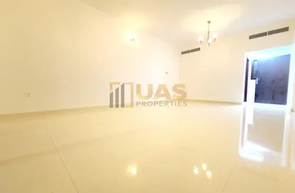 Apartment - 1 Bedroom - 2 Bathrooms for rent in Saeed Towers - Sheikh Zayed Road - Dubai