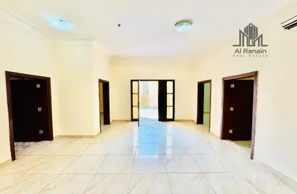 Apartment - 3 Bedrooms - 3 Bathrooms for rent in Al Habooy - Al Markhaniya - Al Ain