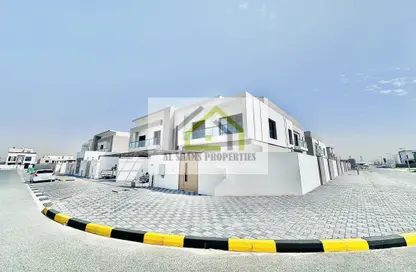 Villa - 5 Bedrooms - 6 Bathrooms for rent in Hoshi - Al Badie - Sharjah