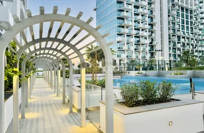 Apartment - 1 Bedroom - 2 Bathrooms for rent in Azizi Fawad Residence - Dubai Healthcare City - Dubai