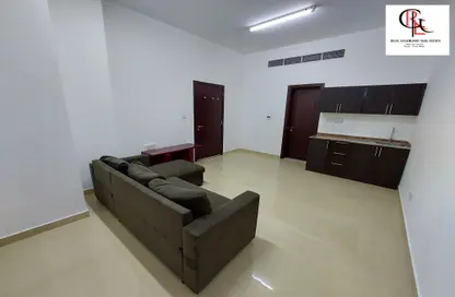 Apartment - 1 Bathroom for rent in Mohamed Bin Zayed Centre - Mohamed Bin Zayed City - Abu Dhabi