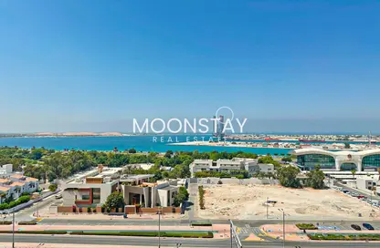 Apartment - 5 Bedrooms - 6 Bathrooms for rent in Al Mina Tower - Al Mina - Abu Dhabi