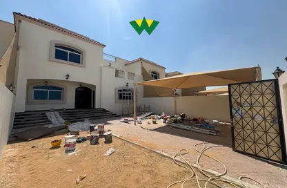 Villa - 5 Bedrooms - 7 Bathrooms for rent in Shakhbout City - Abu Dhabi