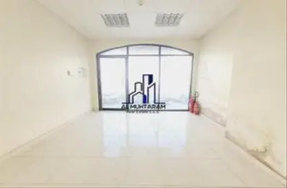 Shop - Studio for rent in Fire Station Road - Muwaileh - Sharjah