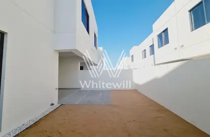 Villa - 5 Bedrooms - 6 Bathrooms for rent in Noya Luma - Noya - Yas Island - Abu Dhabi