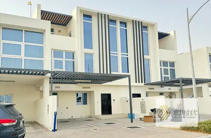 Villa - 5 Bedrooms - 6 Bathrooms for rent in Trixis - The Roots DAMAC Hills 2 - Damac Hills 2 - Dubai