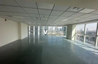 Office Space - Studio - 1 Bathroom for rent in Sama Tower - Sheikh Zayed Road - Dubai