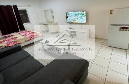 Apartment - 1 Bedroom - 1 Bathroom for rent in Al Taawoon Towers - Al Khan - Sharjah