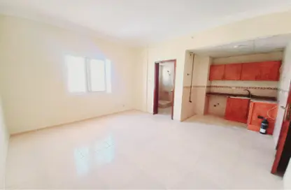 Apartment - 1 Bathroom for rent in Al Mujarrah - Al Sharq - Sharjah