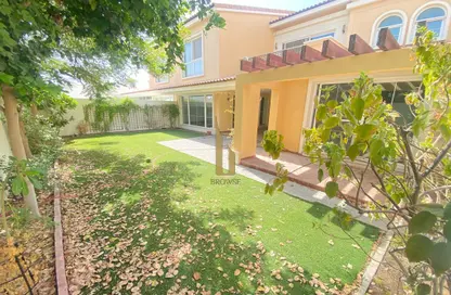 Villa - 5 Bedrooms - 5 Bathrooms for rent in Umm Suqeim 1 Villas - Umm Suqeim 1 - Umm Suqeim - Dubai