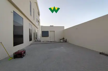 Villa - 6 Bedrooms for rent in Mohamed Bin Zayed Centre - Mohamed Bin Zayed City - Abu Dhabi