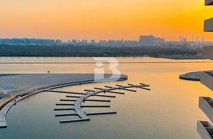 Apartment - 1 Bedroom - 2 Bathrooms for sale in Marina Bay by DAMAC - Najmat Abu Dhabi - Al Reem Island - Abu Dhabi