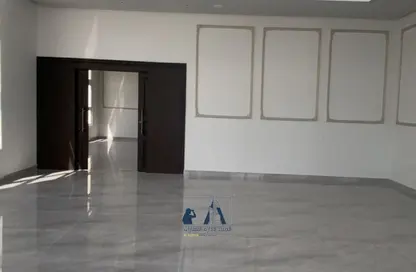 Villa - 4 Bathrooms for sale in Mohamed Bin Zayed City - Abu Dhabi