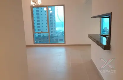 Apartment - 1 Bedroom - 2 Bathrooms for rent in Aurora Tower - Marina Promenade - Dubai Marina - Dubai