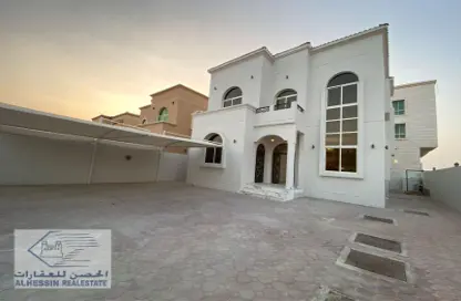 Villa - 5 Bedrooms - 7 Bathrooms for sale in Al Mowaihat 1 - Al Mowaihat - Ajman