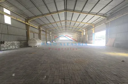 Warehouse - Studio - 1 Bathroom for rent in Hor Al Anz - Deira - Dubai