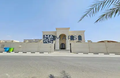 Villa - 5 Bedrooms for rent in Al Tai - Sharjah