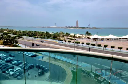 Penthouse - 4 Bedrooms - 6 Bathrooms for rent in 3 Sails Tower - Corniche Road - Abu Dhabi