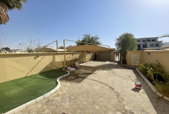 Villa For Rent In Khalifa City A Villas: Private Entrance | Inside ...