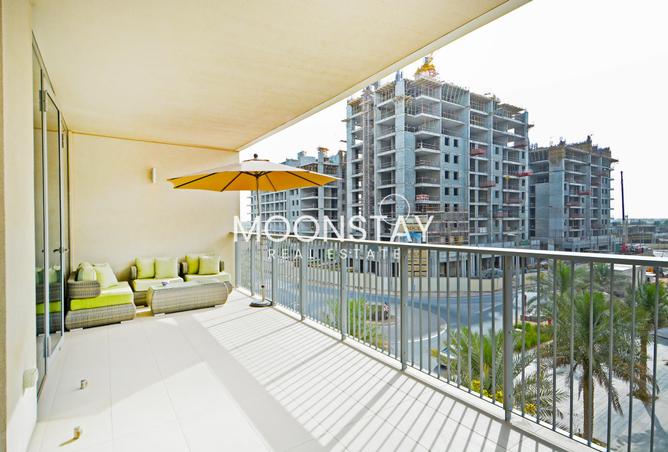 Apartment - 3 Bedrooms - 4 Bathrooms for sale in Building A - Al Zeina - Al Raha Beach - Abu Dhabi