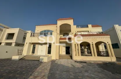 Villa - 6 Bedrooms - 7 Bathrooms for rent in Madinat Al Riyad - Abu Dhabi