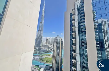 Apartment - 2 Bedrooms - 2 Bathrooms for rent in Act Towers - Opera District - Downtown Dubai - Dubai