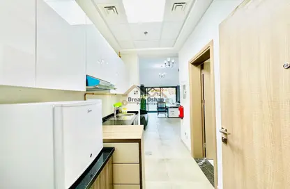 Apartment - 1 Bathroom for rent in Al Warsan 4 - Al Warsan - Dubai