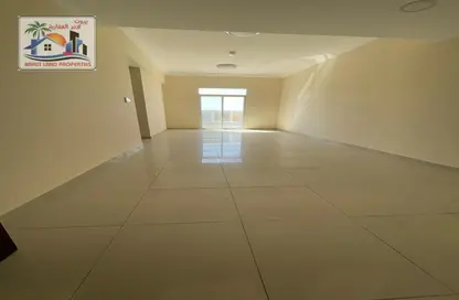 Apartment - 2 Bedrooms - 2 Bathrooms for rent in Al Jurf 3 - Al Jurf - Ajman Downtown - Ajman