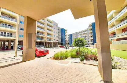 Apartment - 1 Bedroom - 2 Bathrooms for sale in Tower 32 - Al Reef Downtown - Al Reef - Abu Dhabi