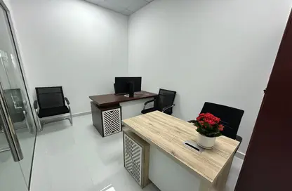 Office Space - Studio - 1 Bathroom for rent in Red Avenue - Al Garhoud - Dubai