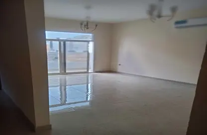 Apartment - 2 Bedrooms - 2 Bathrooms for rent in Al Jurf 3 - Al Jurf - Ajman Downtown - Ajman