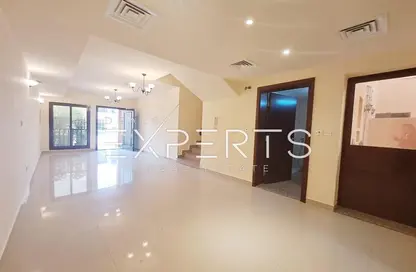 Townhouse - 2 Bedrooms - 3 Bathrooms for sale in Zone 7 - Hydra Village - Abu Dhabi