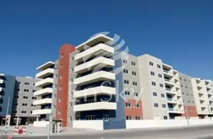 Apartment - 2 Bedrooms - 2 Bathrooms for sale in Tower 1 - Al Reef Downtown - Al Reef - Abu Dhabi