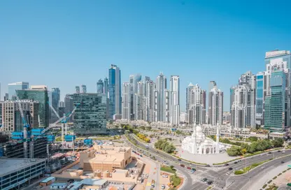 Apartment - 3 Bedrooms - 4 Bathrooms for sale in Bahwan Tower Downtown - Downtown Dubai - Dubai