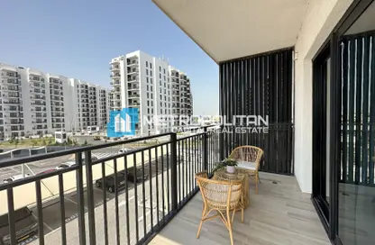 Apartment - 1 Bathroom for sale in Waters Edge - Yas Island - Abu Dhabi