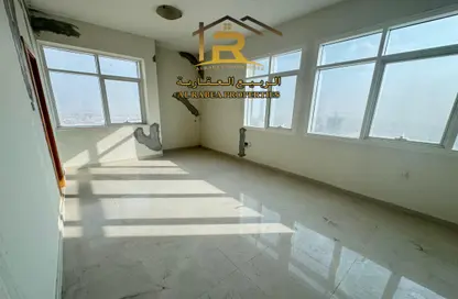 Apartment - 3 Bedrooms - 3 Bathrooms for sale in Golf Tower - Emirates City - Ajman