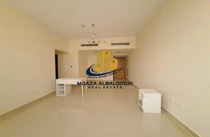 Apartment - 3 Bedrooms - 3 Bathrooms for rent in Muwaileh 3 Building - Muwaileh - Sharjah