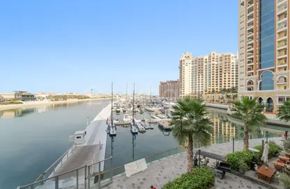 Apartment - Studio - 1 Bathroom for rent in Palm Views East - Palm Views - Palm Jumeirah - Dubai