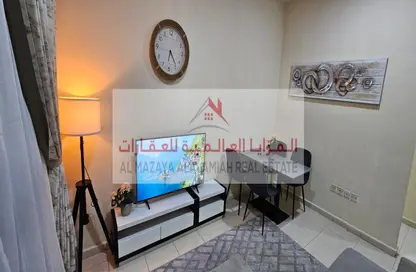 Apartment - 1 Bedroom - 2 Bathrooms for rent in Majestic Tower - Al Taawun Street - Al Taawun - Sharjah