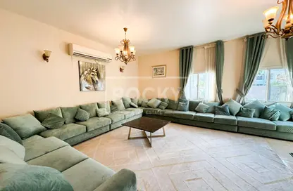 Villa - 6 Bedrooms for rent in Umm Suqeim 3 Villas - Umm Suqeim 3 - Umm Suqeim - Dubai