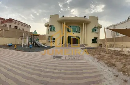 Villa - 4 Bedrooms - 7 Bathrooms for rent in Al Mizhar 1 - Al Mizhar - Dubai